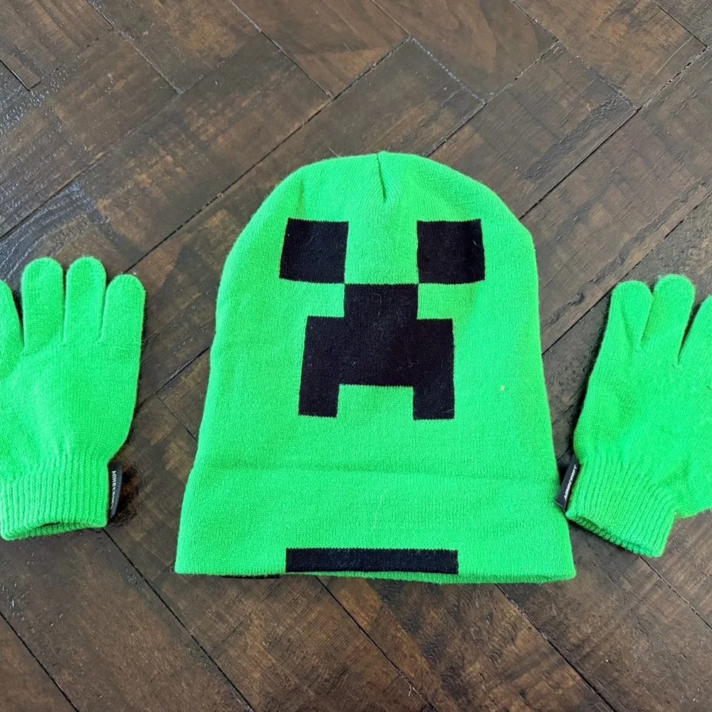 MAD Engine minecraft beanie